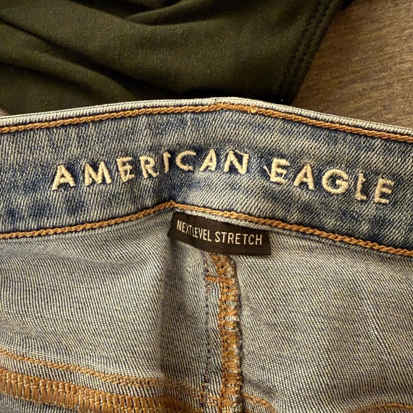 American Eagle Outfitters Light Blue Flare Jeans - Picture 4 of 4